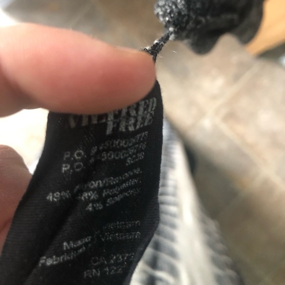 WILFRED FREE oversized v-neck long sleeve top - Picture 4 of 5